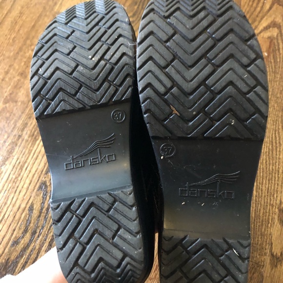 Dansko tooled leather clog - Picture 2 of 2